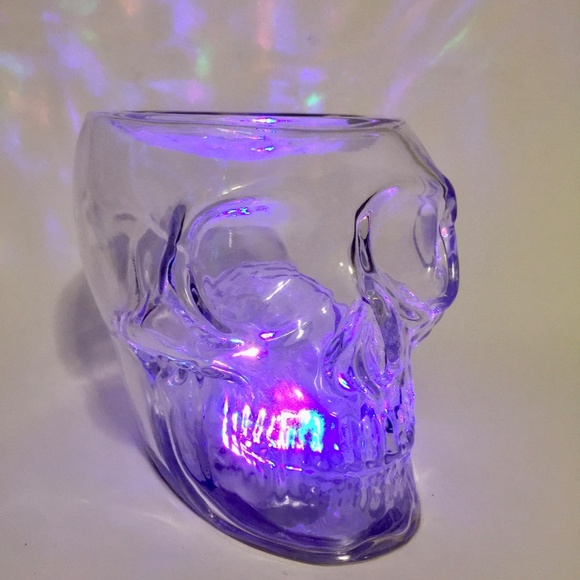 Color Changing Light up CRYSTAL SKULL Candle Holder - Picture 7 of 10